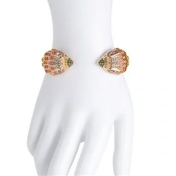 Kurt Geiger Eagle Head Crystal Cuff Bracelet Nwt Retail $148 - Picture 2 of 10